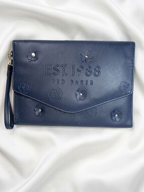 NWT Ted Baker Navy Floral Embossed Felcon Applique Wristlet Clutch